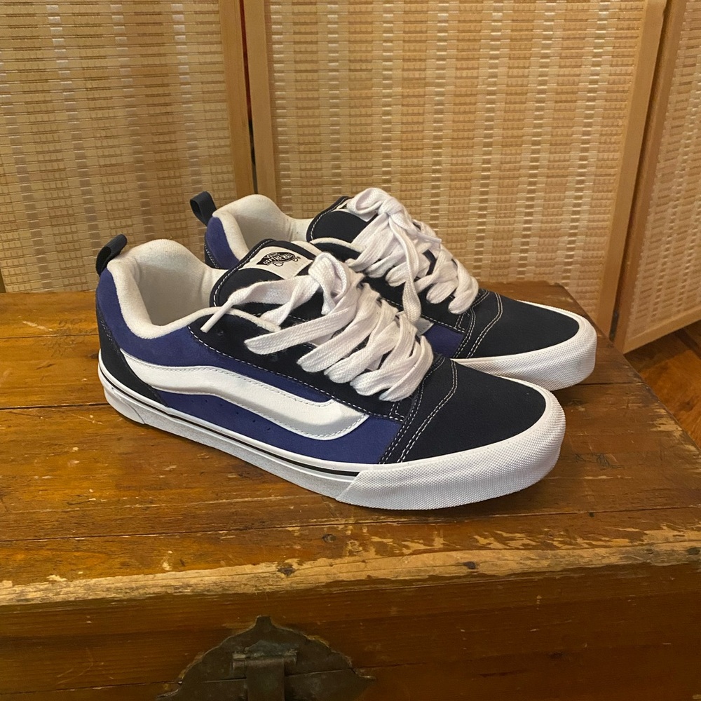 men’s knu skool vans sneakers